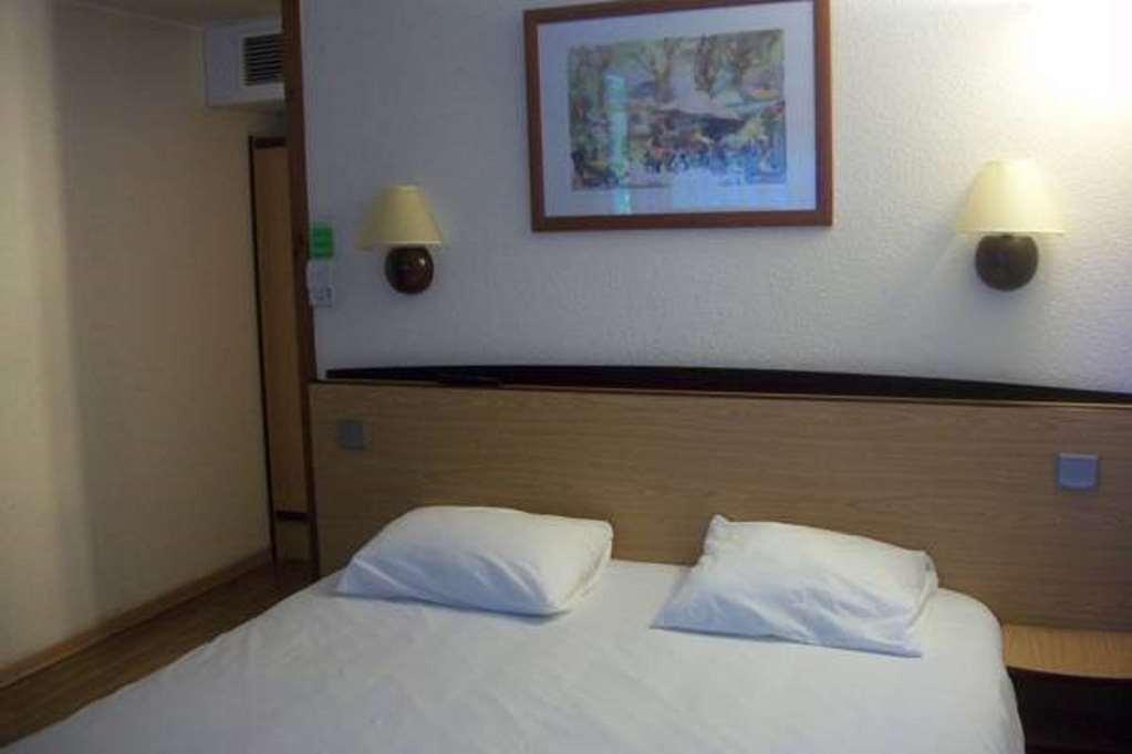 Kyriad Tarbes Bastillac Oda fotoğraf